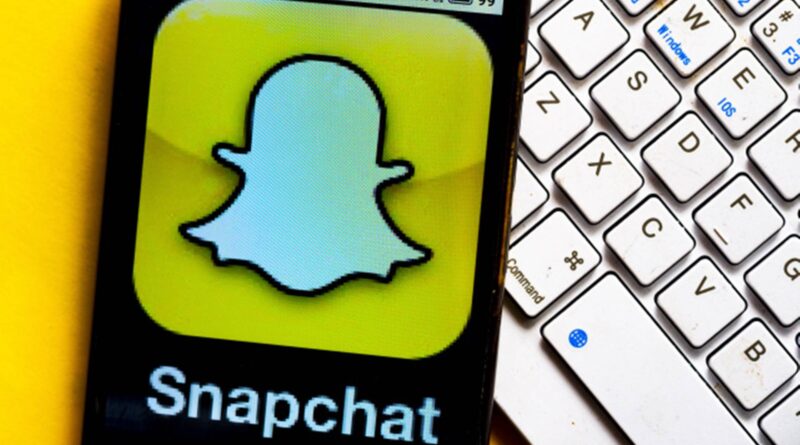 Snap closes Donald Trump's Snapchat account