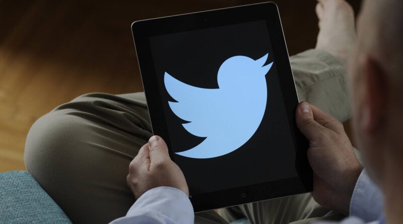 Twitter reportedly is considering charging for TweetDeck and new advanced features